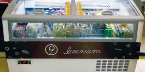 Ice Cream Freezer